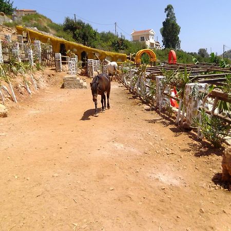 스톤 빌리지 호텔 아파트먼트 Bali  외부 사진